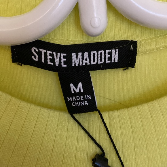 NWT thin sweater dress, size M, lime yellow colour. Very comfortable. - Picture 4 of 6